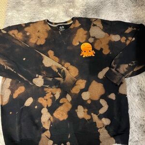 Fruit of the Loom Black and Brown Tie-Dye Sweatshirt